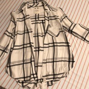 American Eagle Button down